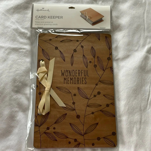 NWOT Hallmark Card Keeper. Keep and preserve precious greeting cards. - Picture 1 of 5